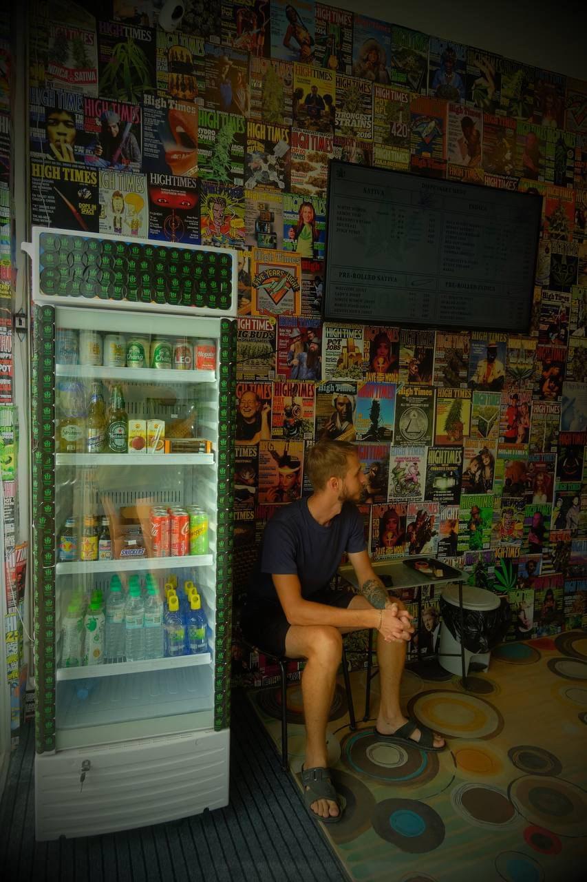 Airport Kiosk 3